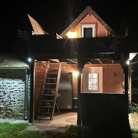 Maisonnette Country house Marcei